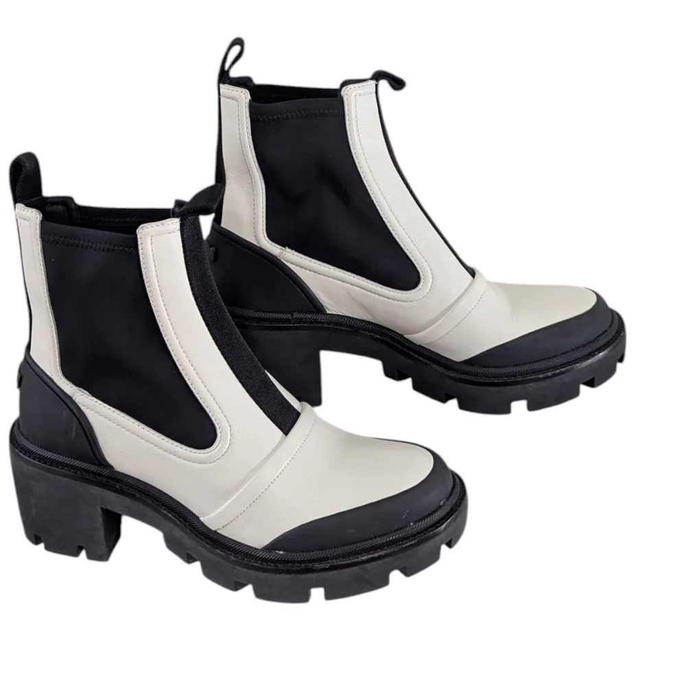 Tory Burch Black and White Women's Chelsea Boots... Size 8